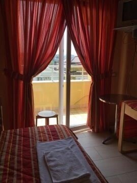 Панорама Galery Hotel (ex. Gallery Hotel & Apartment ) 3*